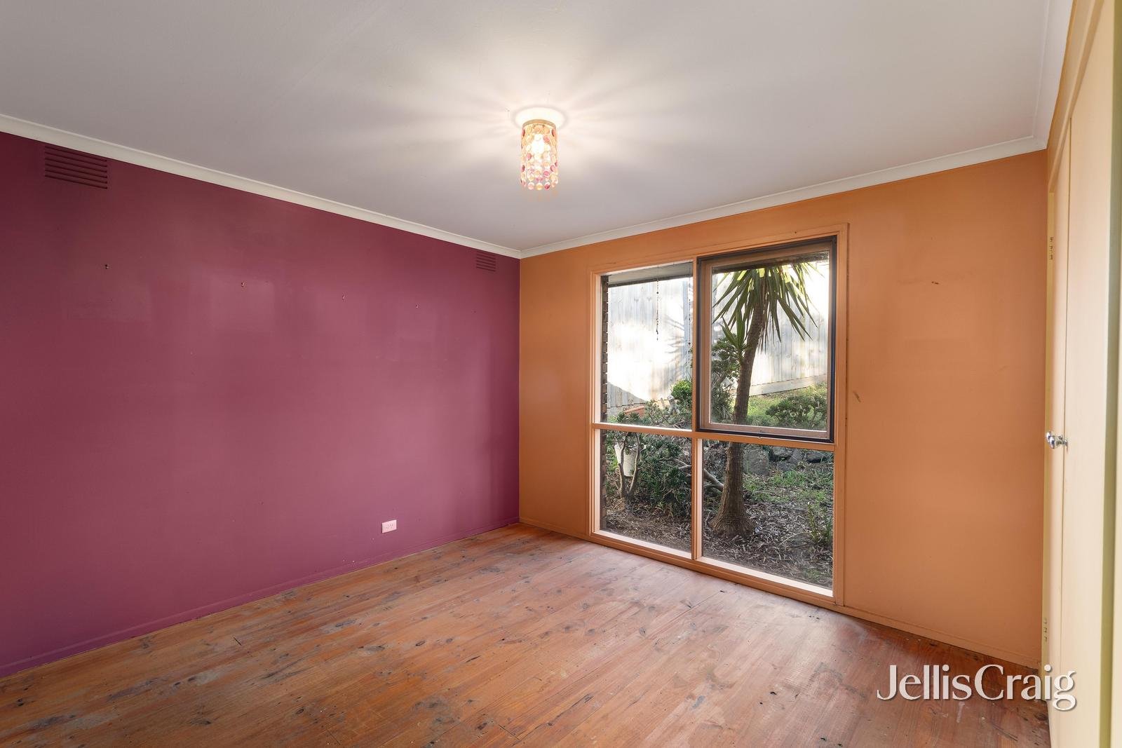 17 Hebden Street, Greensborough image 6