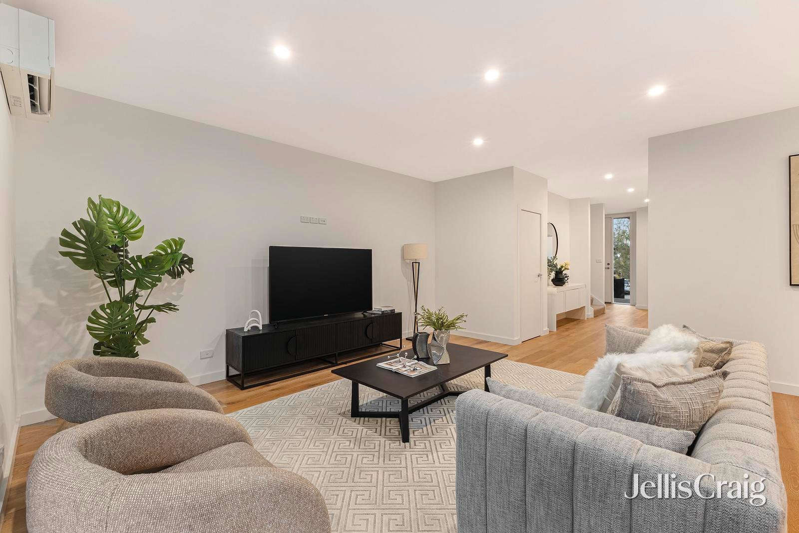 17 Henry Street, Doncaster image 3