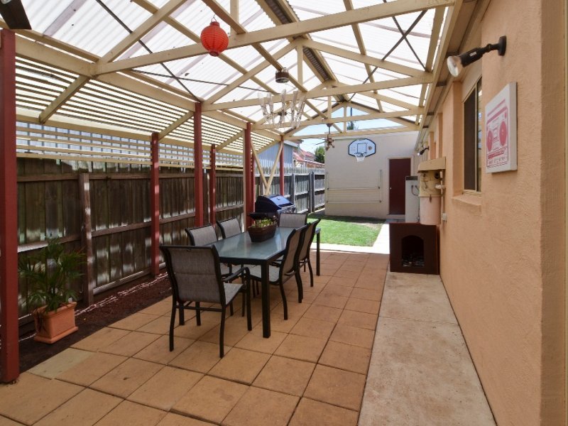 17 Herbert Street, Belmont image 8