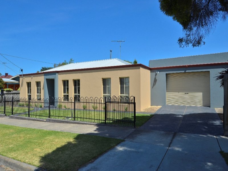 17 Herbert Street, Belmont image 9