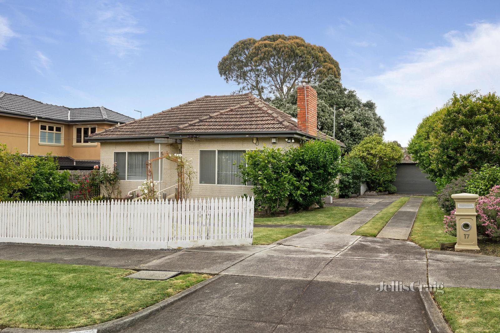 17 Herbert Street, Mount Waverley image 8