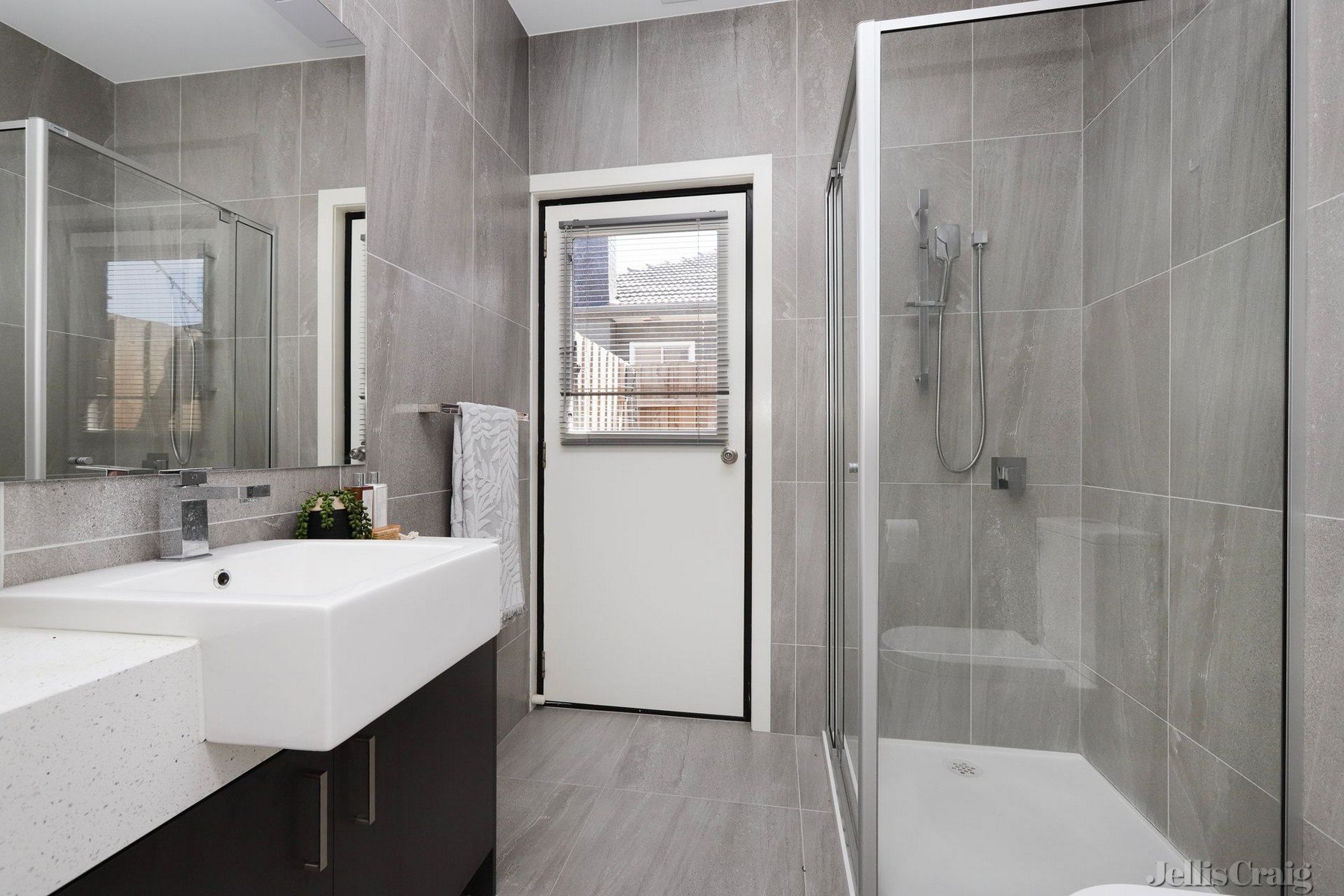 1/7 Highland Street, Kingsbury image 9