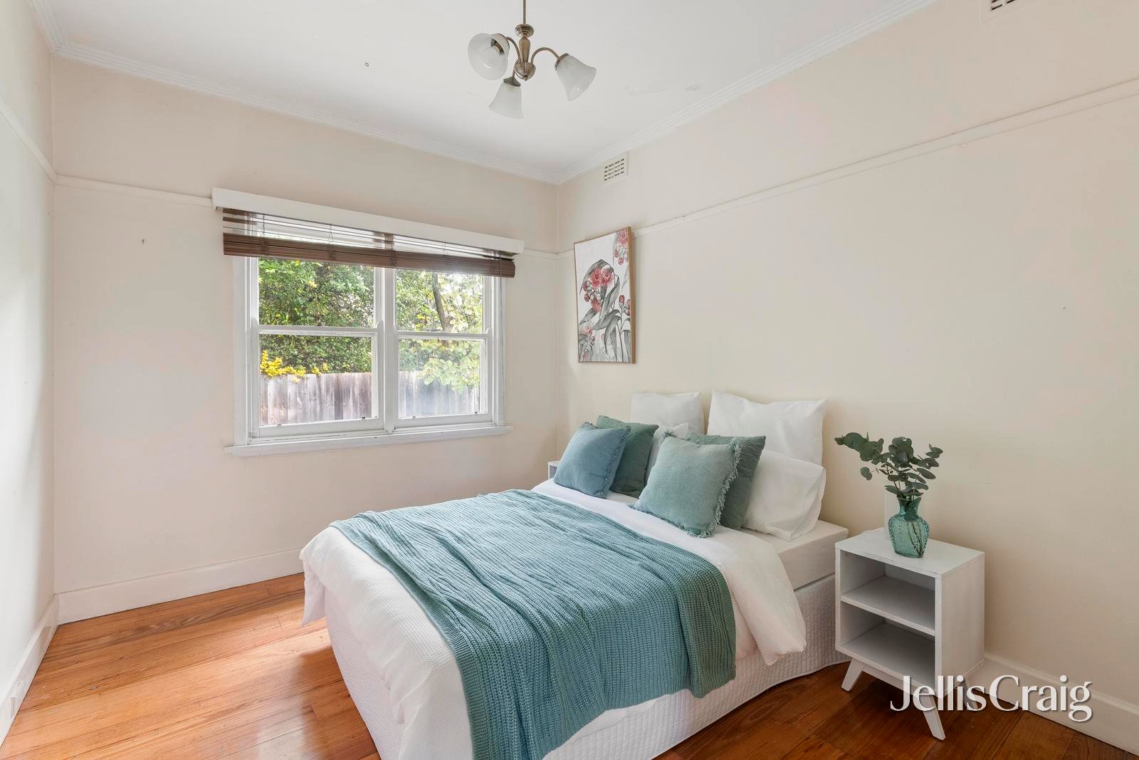 17 Hill Grove, Preston image 8