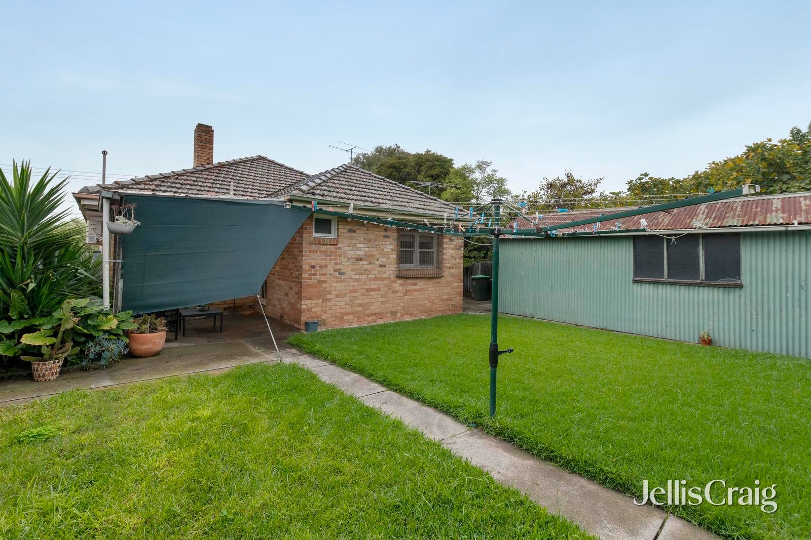 17 Hill Grove, Preston image 10
