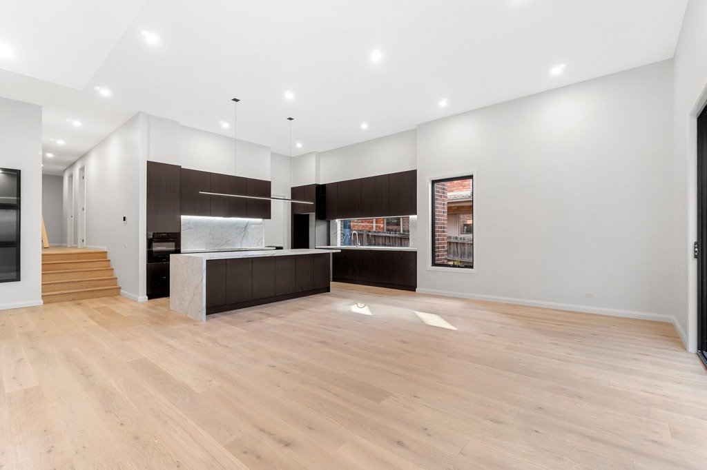 17 Hillcrest Court, Donvale image 2