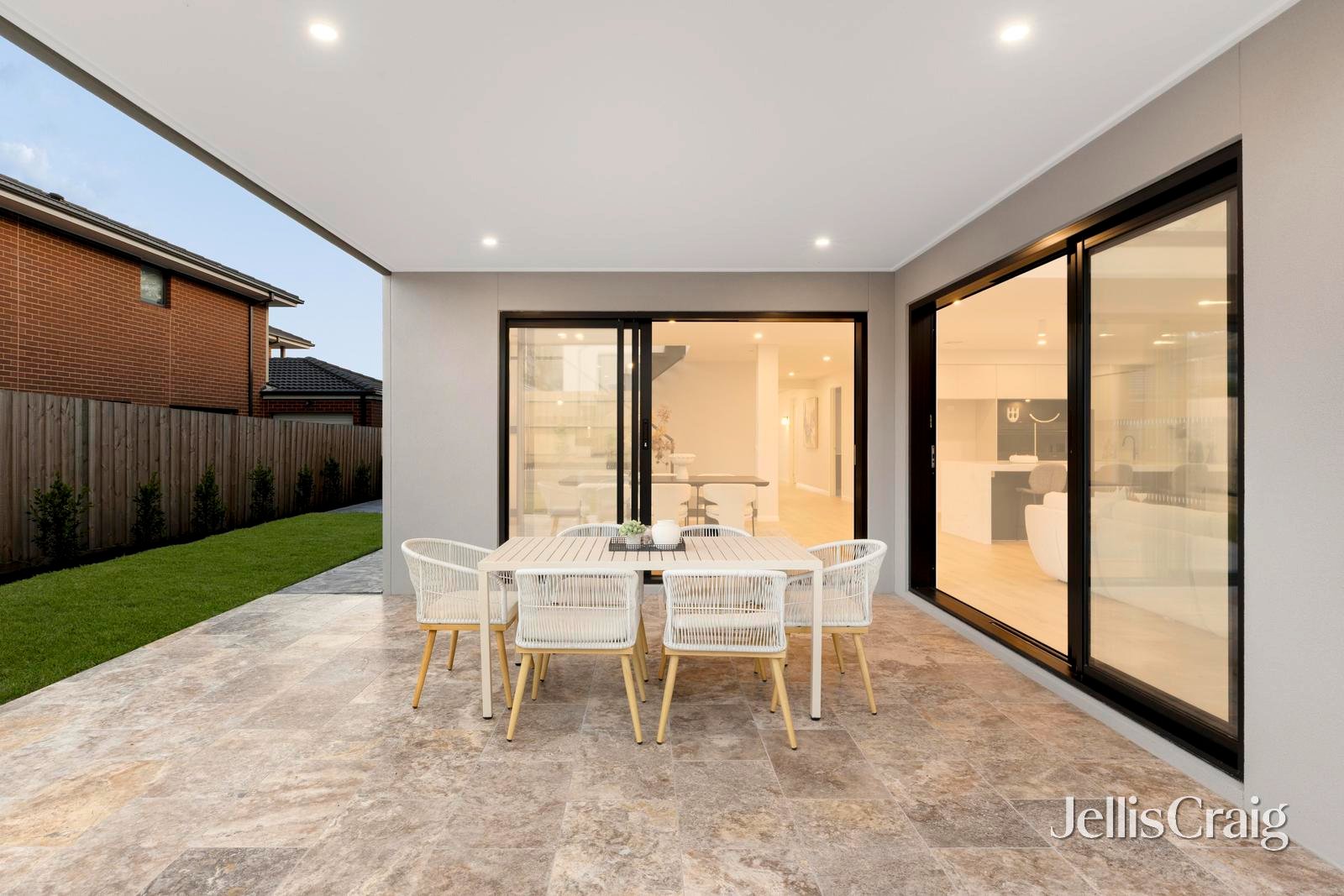17 Hillside Road, Mount&nbsp;Waverley image 18
