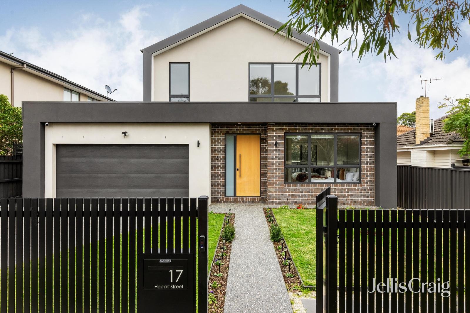 17 Hobart Street, Bentleigh image 1
