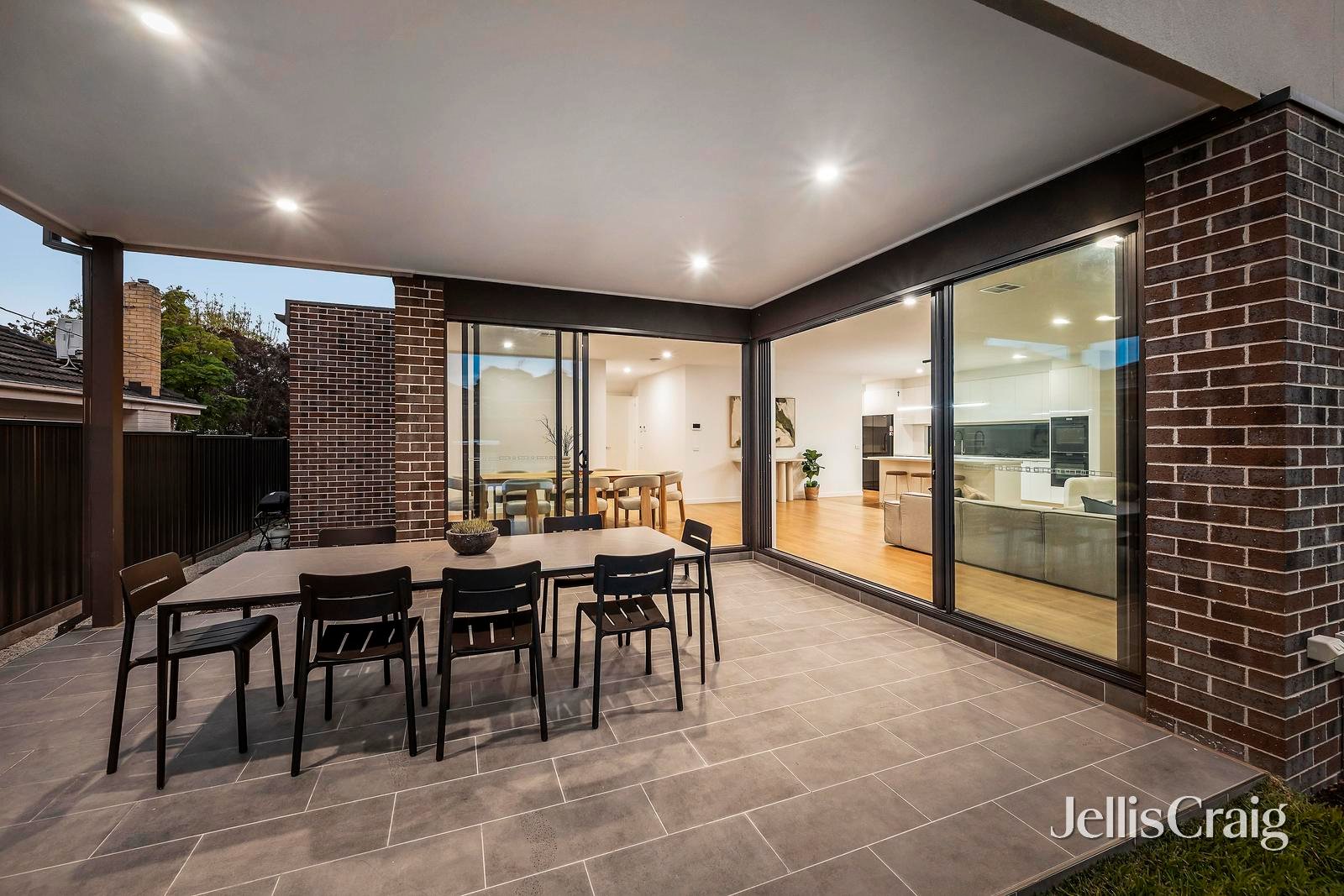 17 Hobart Street, Bentleigh image 18