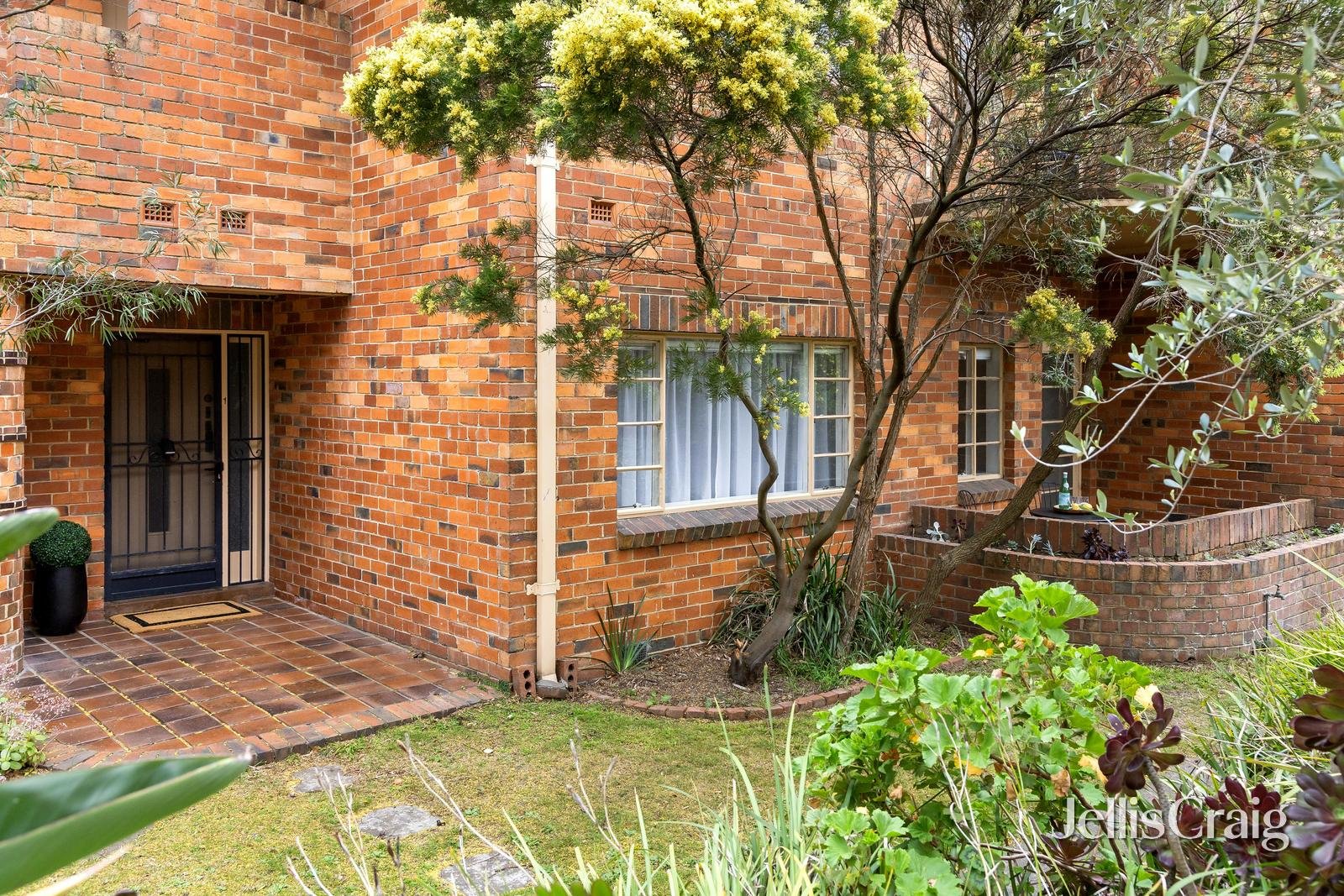 1/7 Homebush Crescent, Hawthorn East image 1