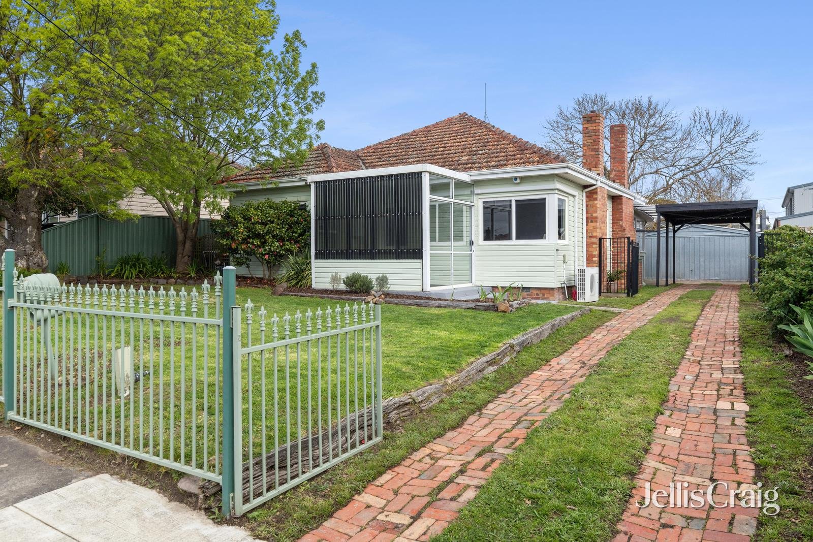 17 Howitt Street, Black Hill image 1