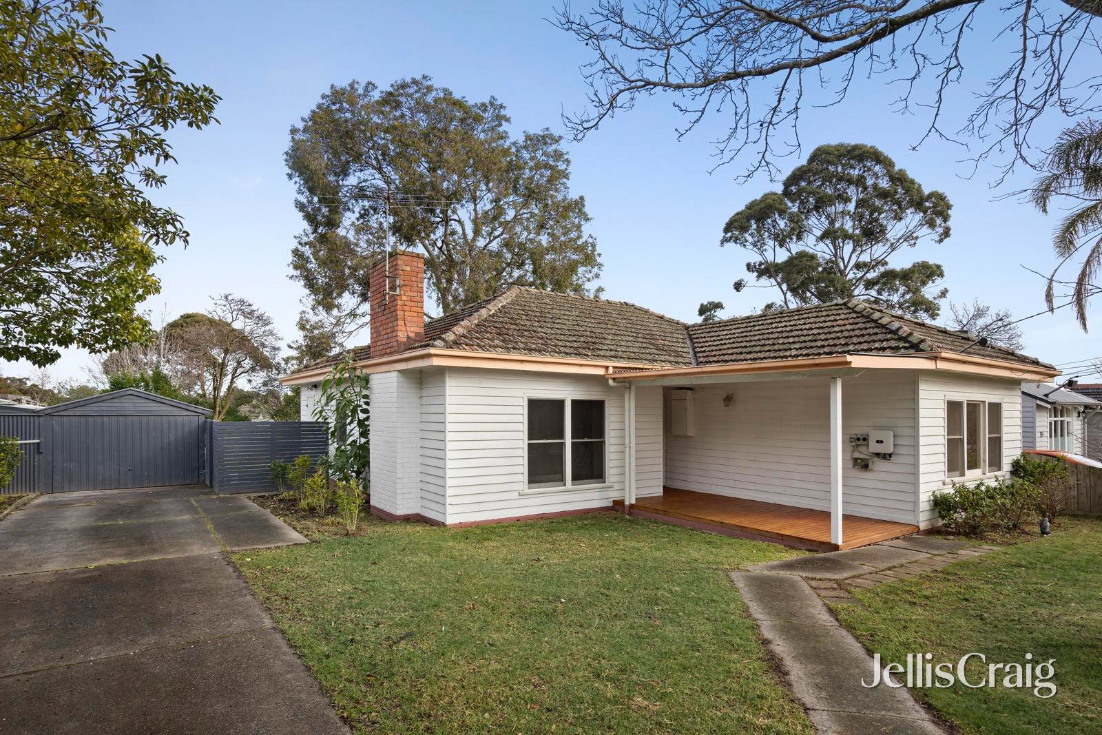 17 Illoura Avenue, Ringwood&nbsp;East image 1