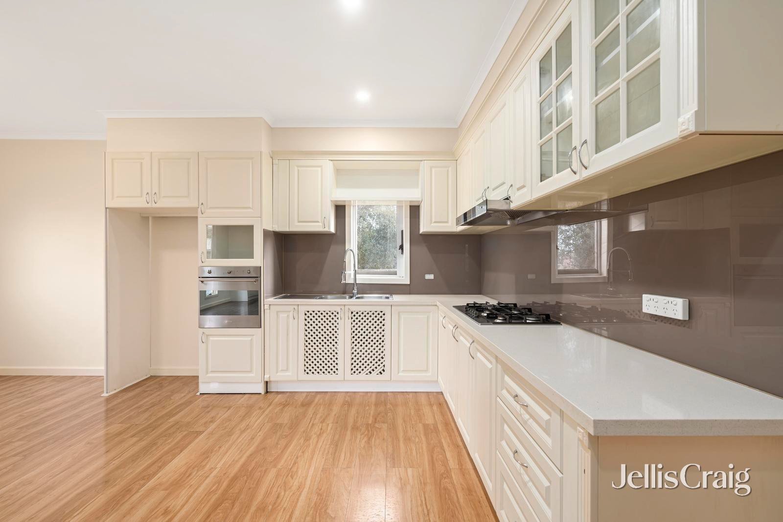 17 Illoura Avenue, Ringwood&nbsp;East image 4