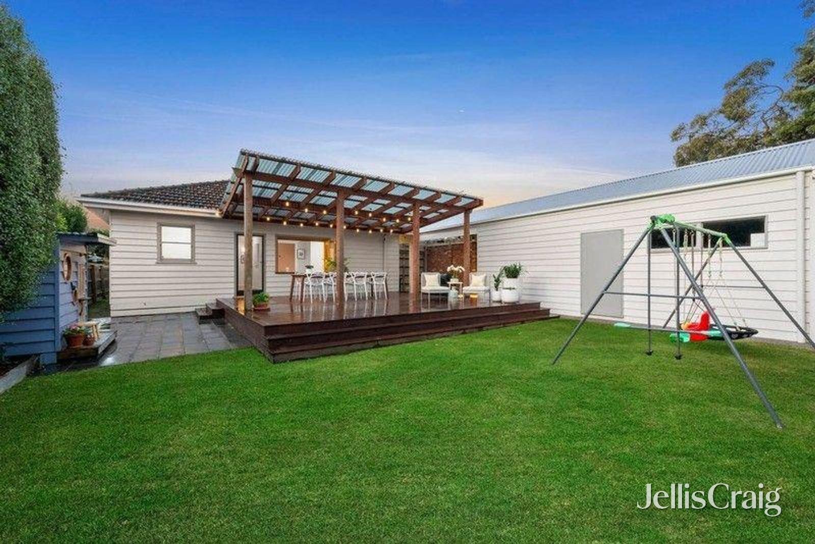 17 Itkeston Street, Herne&nbsp;Hill image 9