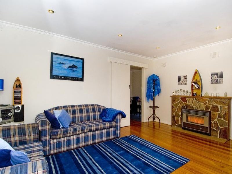 17 Jedda Street, Bell Post Hill image 3