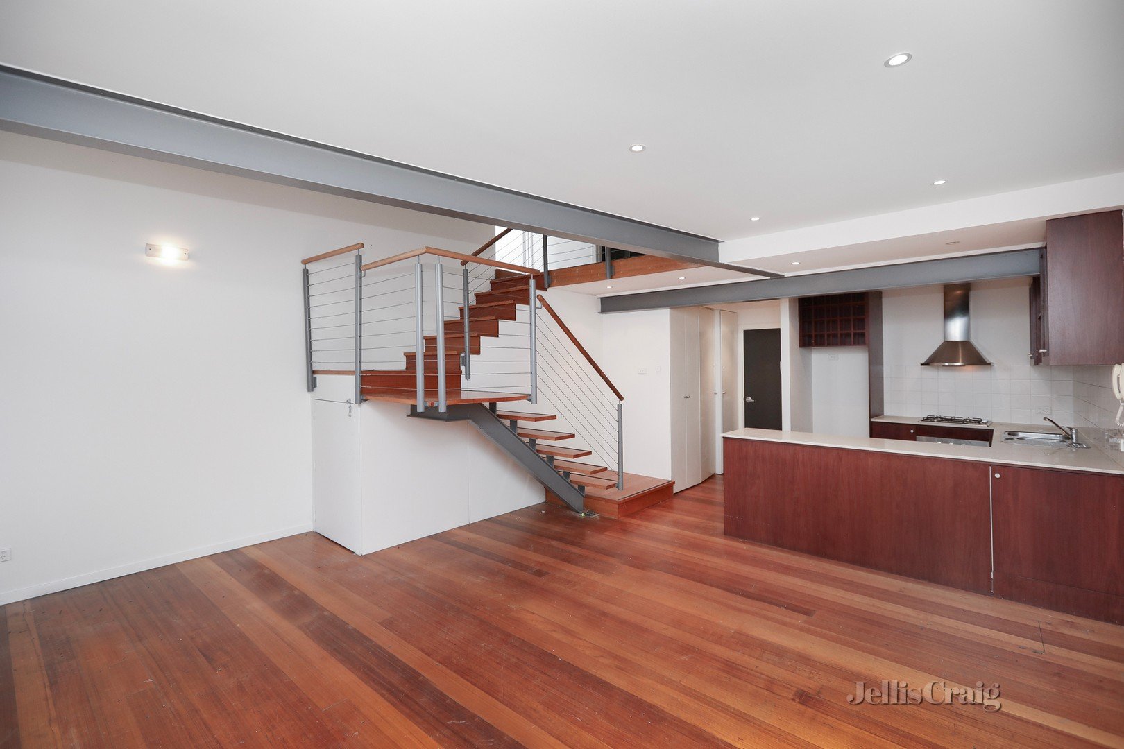 1/7 Jobson Street, Williamstown image 2