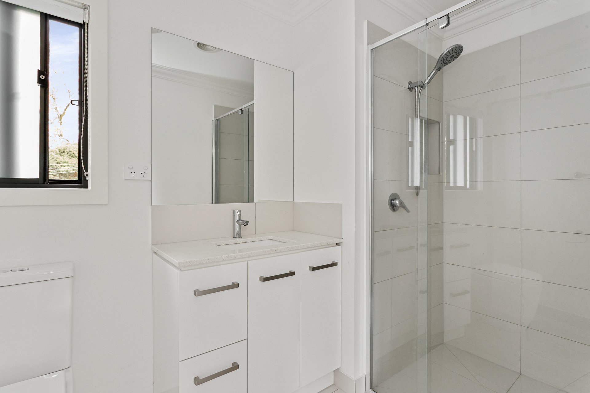 1/7 Kauri Court, Croydon image 7