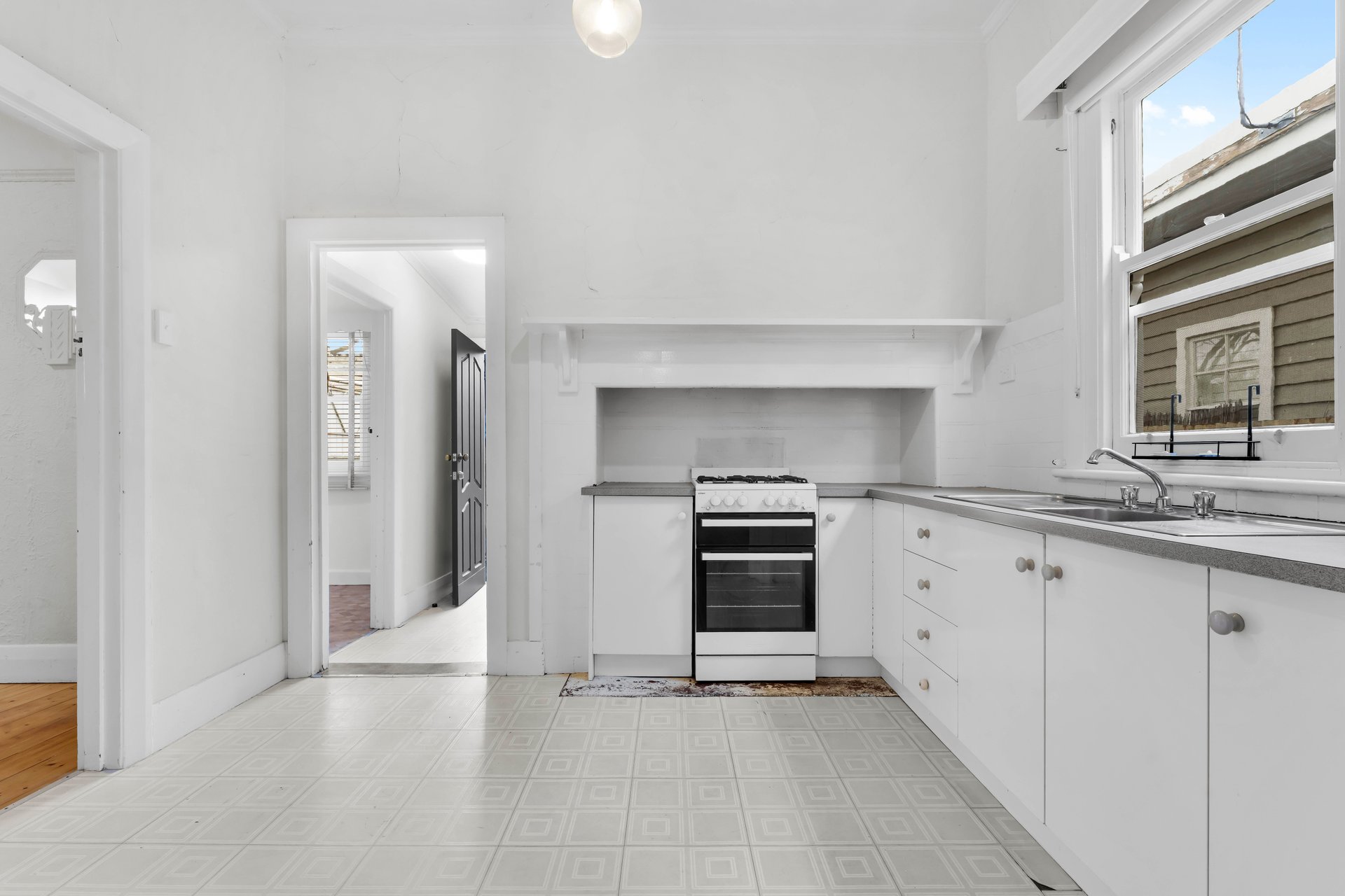 17 Kellett Street, Northcote image 3