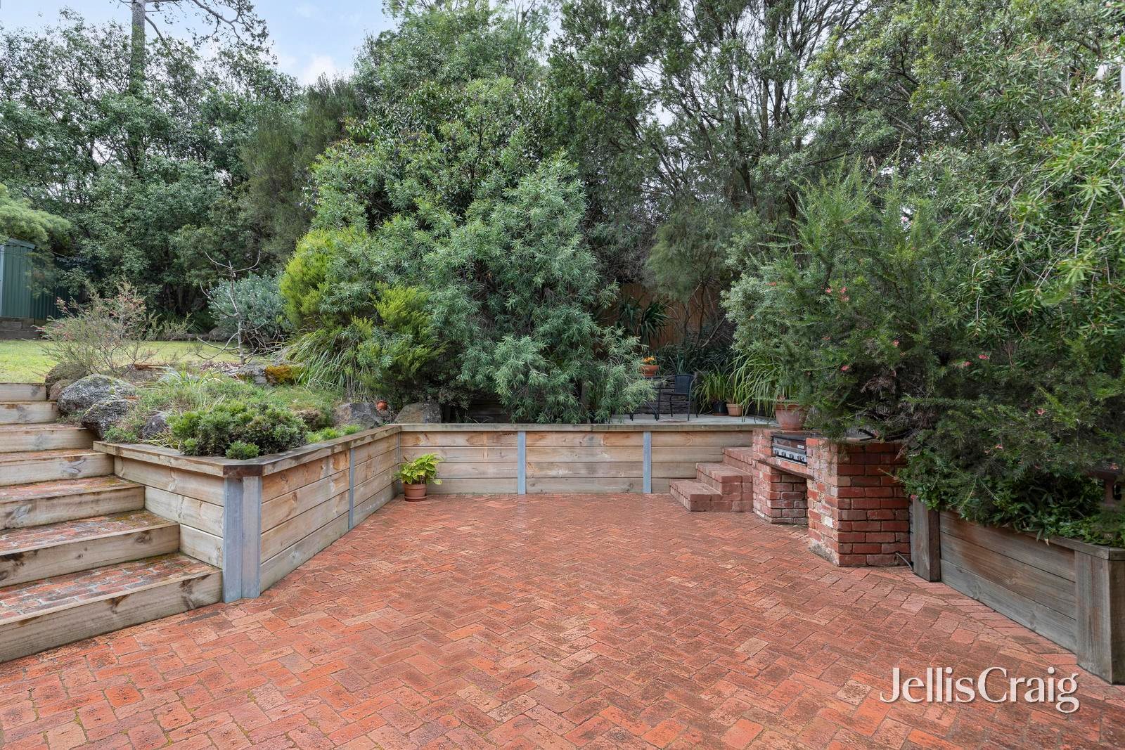 17 Kelvin Avenue, Montmorency image 16