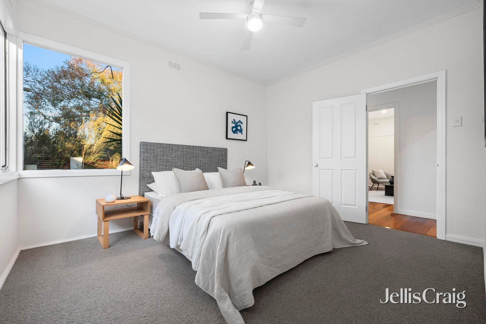17 Kendall Street, Hampton image 11