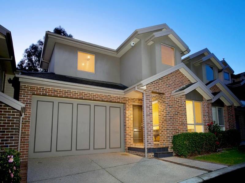 17 Kingswood Rise, Box Hill South image 1