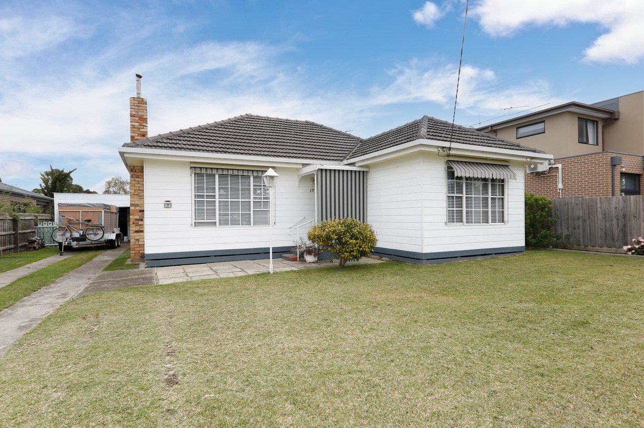 17 Kionga Street, Clayton image 1