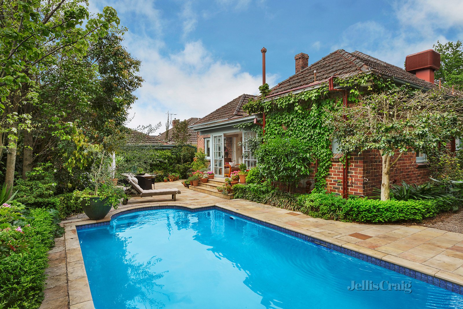 17 Knutsford Street, Balwyn image 8