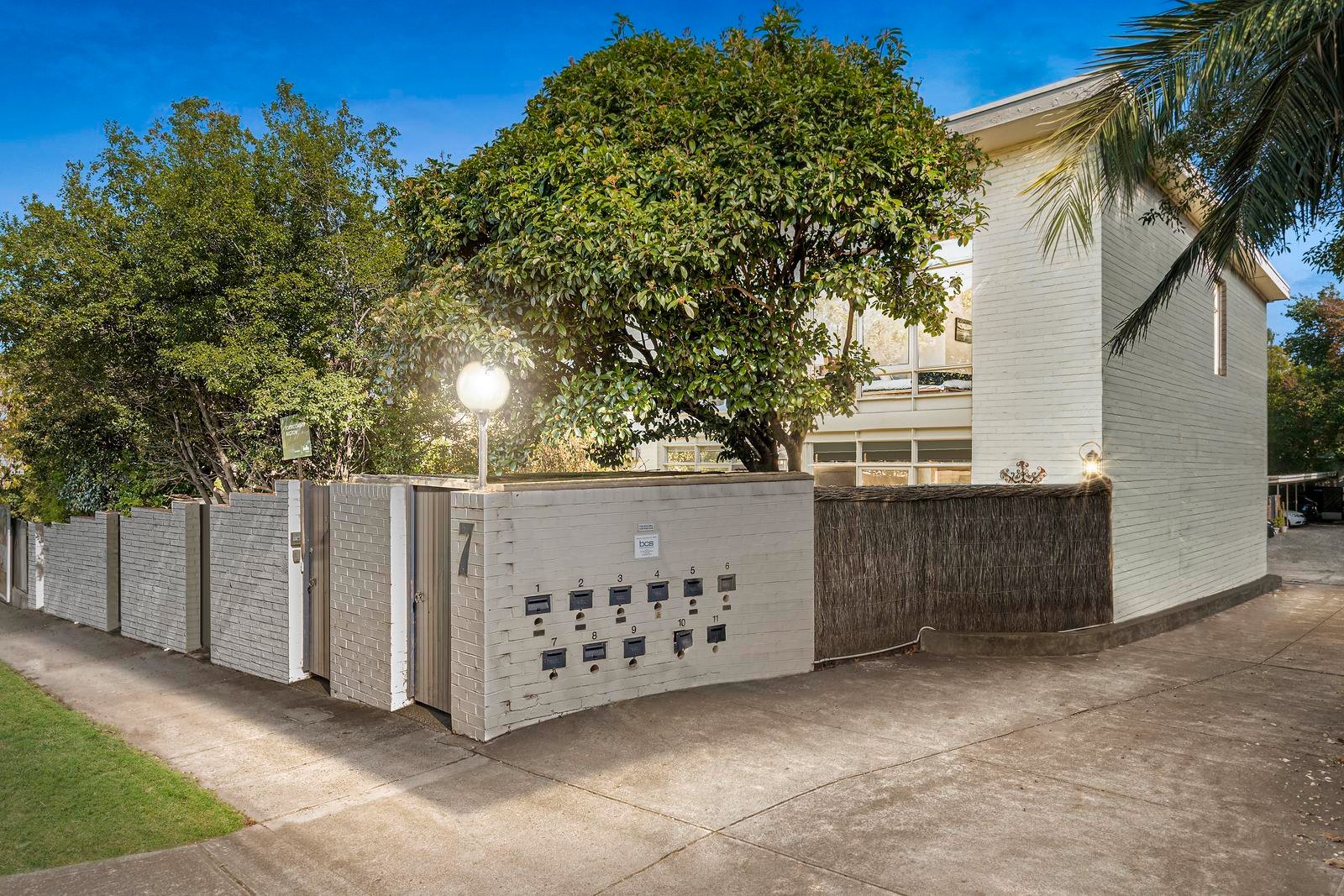 Property Gallery - Main Image