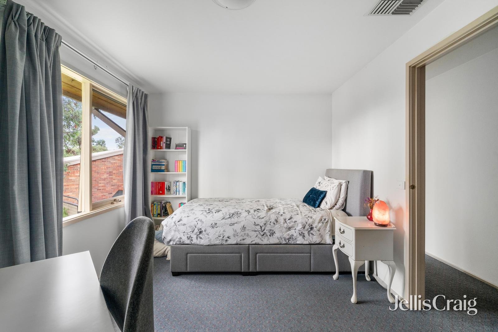 17 Laleham Court, Eltham image 10