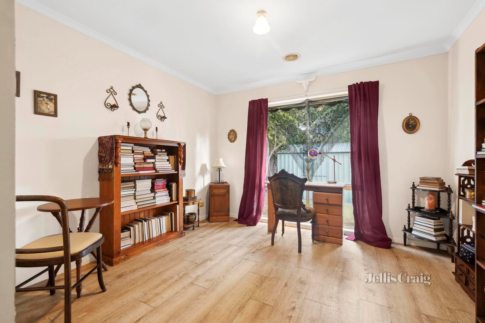 17 Lawrence Park Drive, Castlemaine image 4