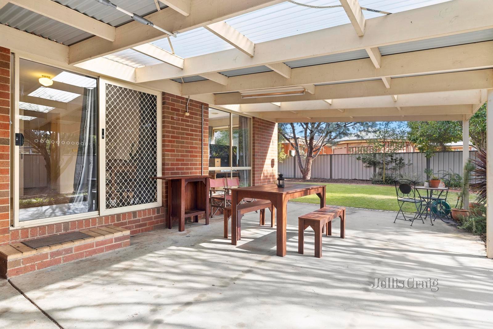 17 Lawrence Park Drive, Castlemaine image 11