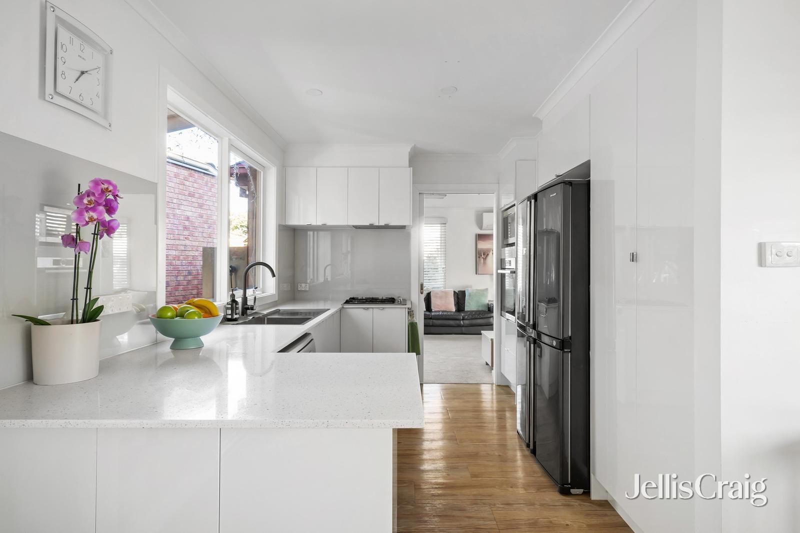 17 Liat Way, Greensborough image 6