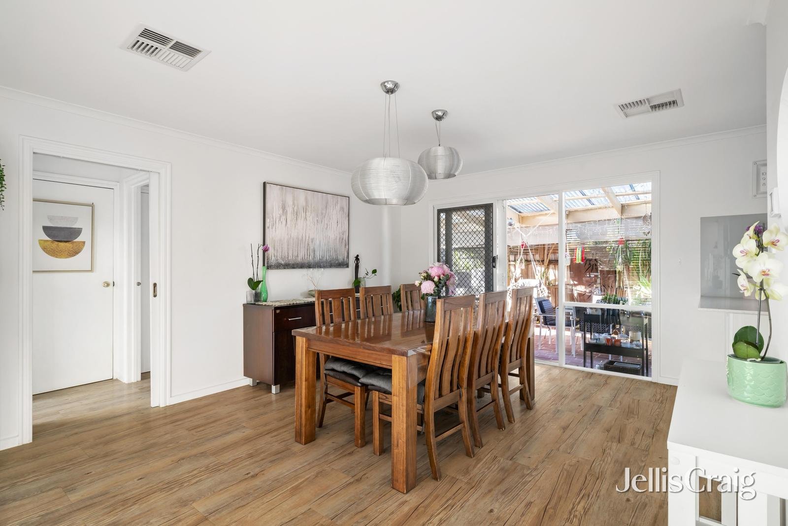 17 Liat Way, Greensborough image 9