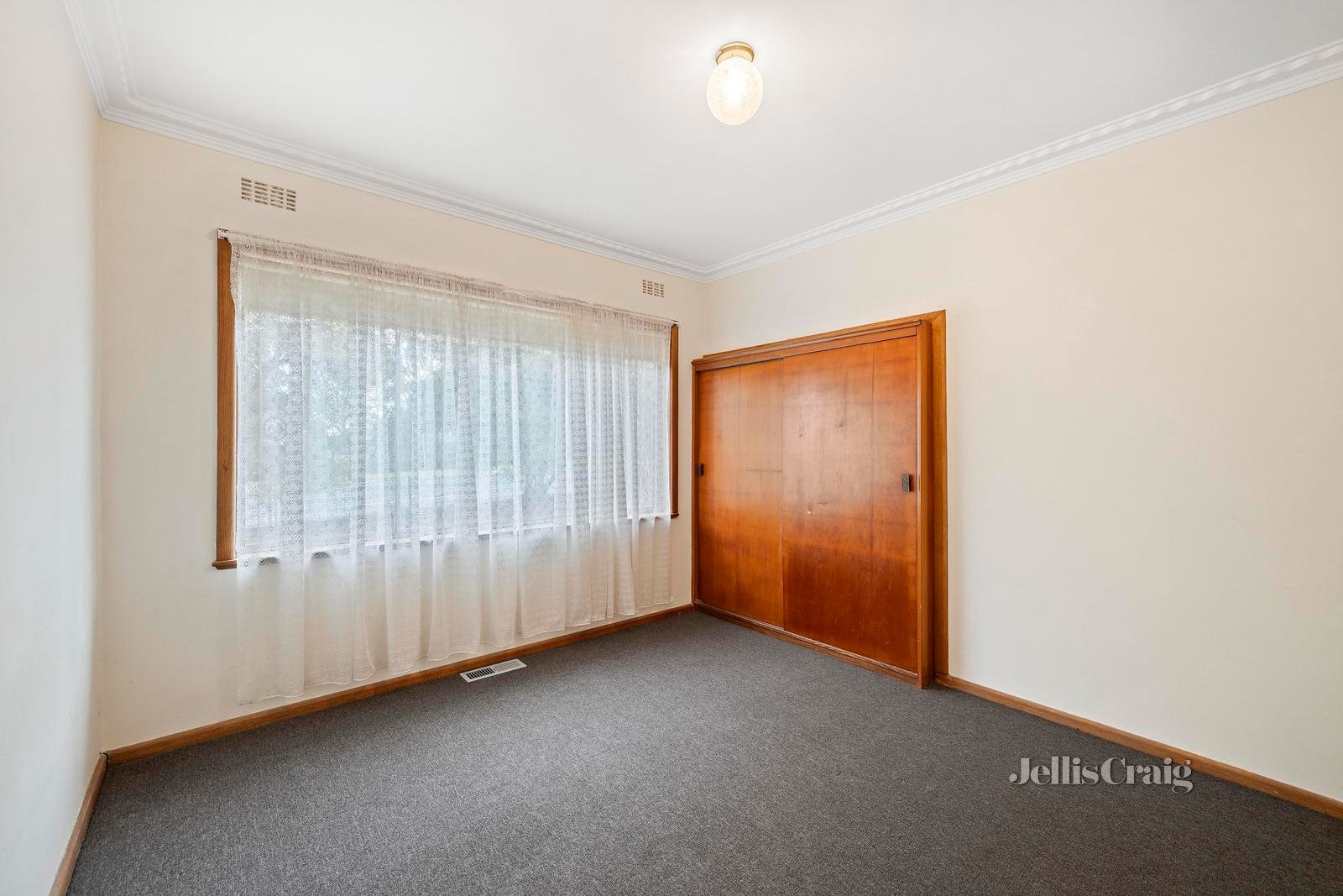 17 Liverpool Road, Kilsyth image 9