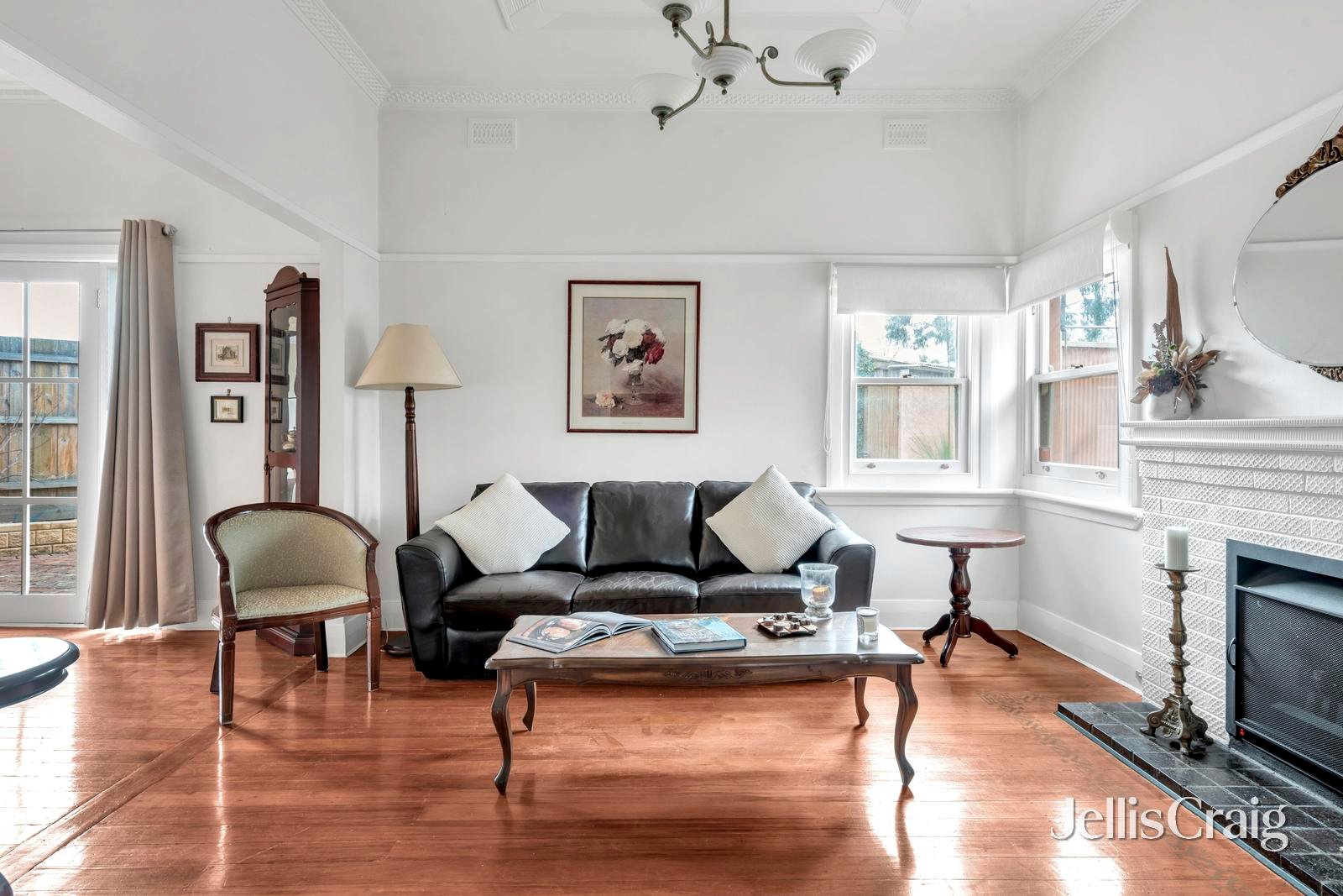 17 Lochinvar Street, Pascoe Vale South image 3