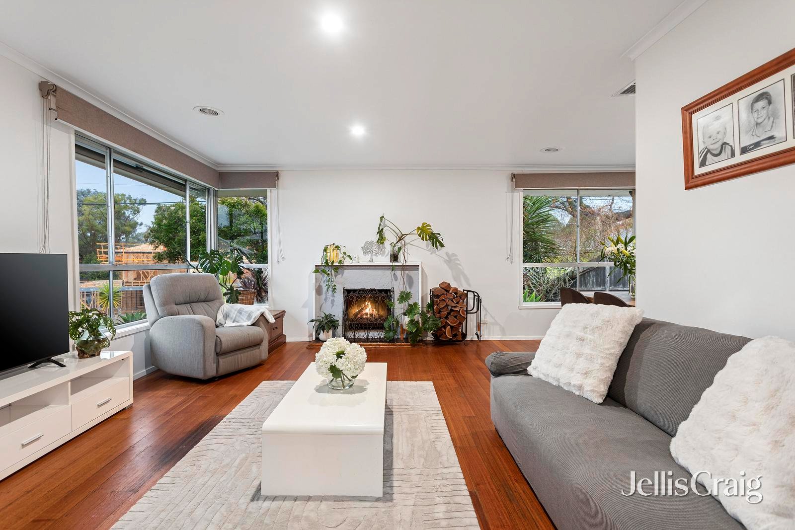 17 Lockhart Road, Ringwood&nbsp;North image 2