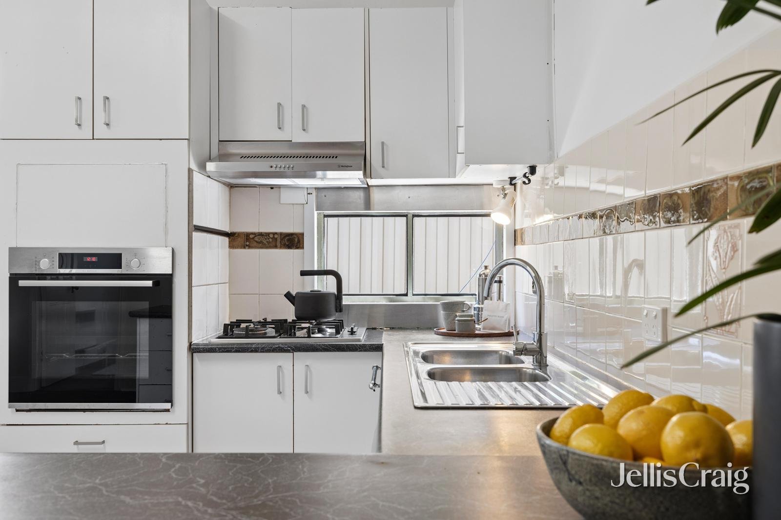 17 Mair Street, Kyneton image 5