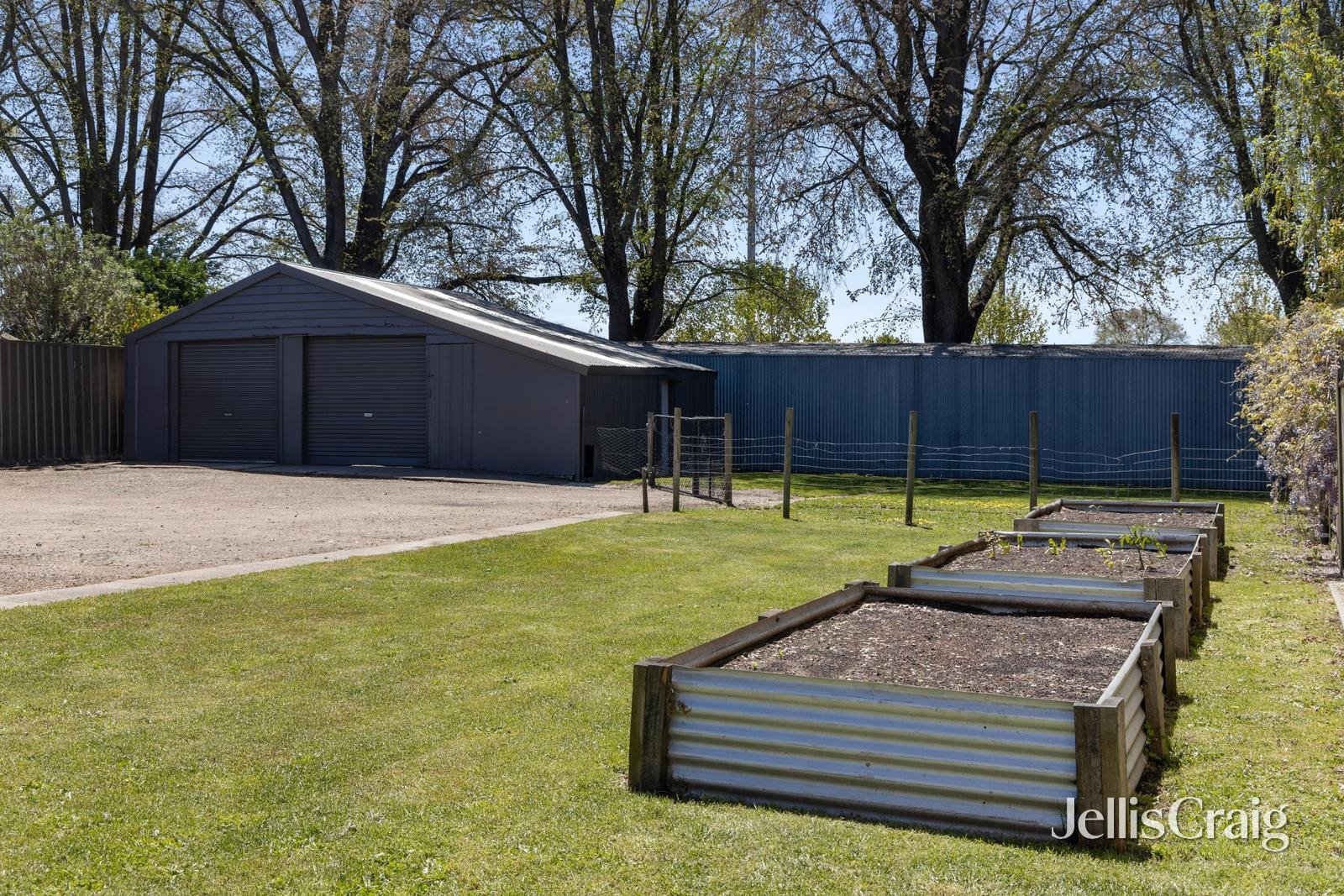 17 Mair Street, Kyneton image 11