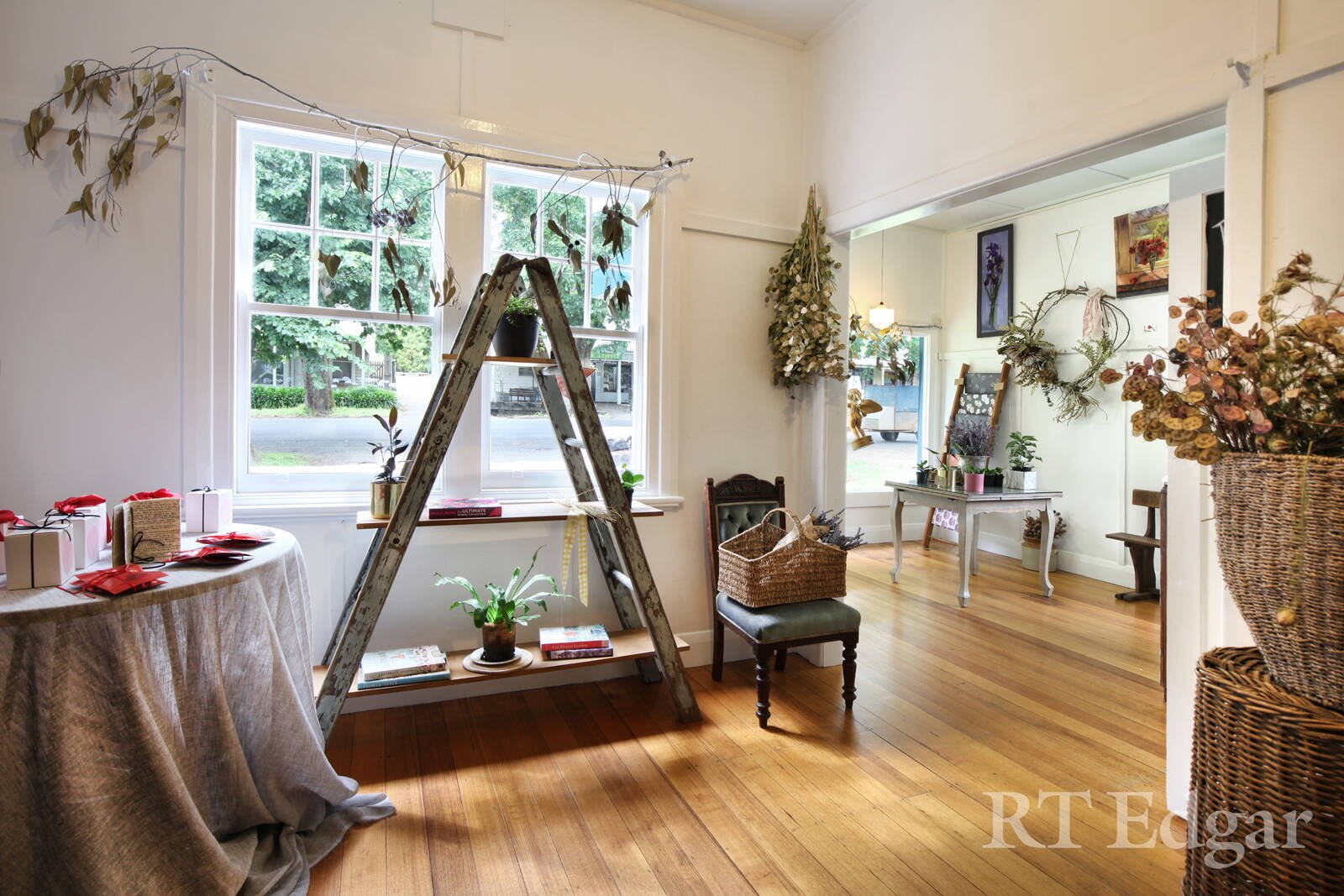 Property Gallery Thumbnail 3