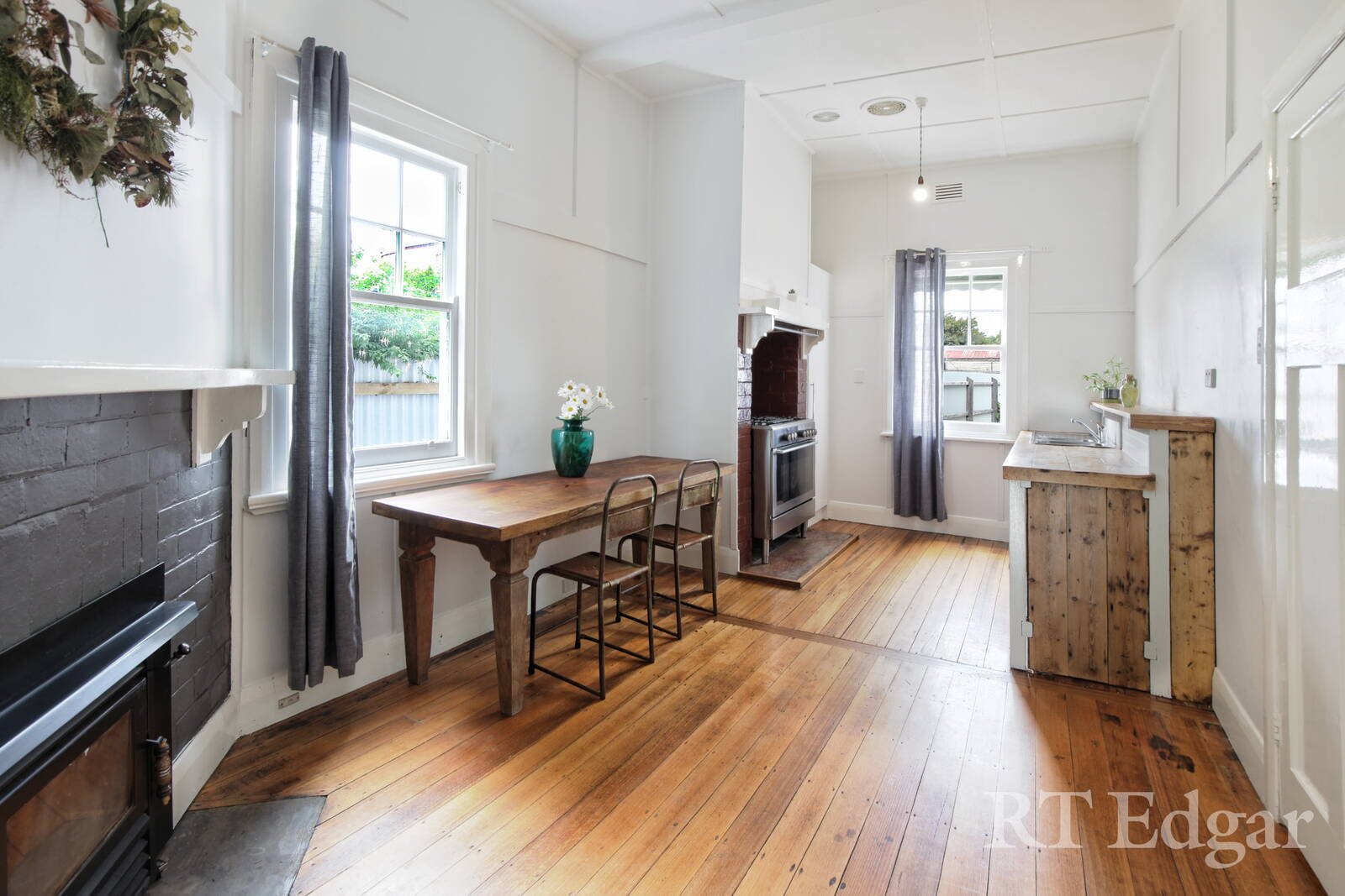 Property Gallery Thumbnail 5