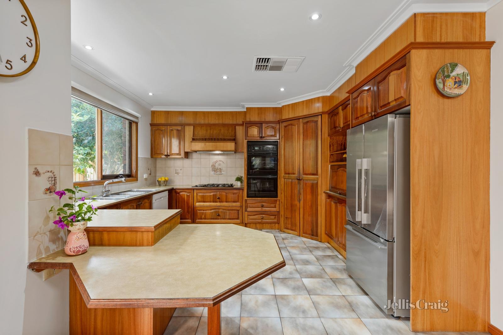 17 Maroney Court, Doncaster East image 5