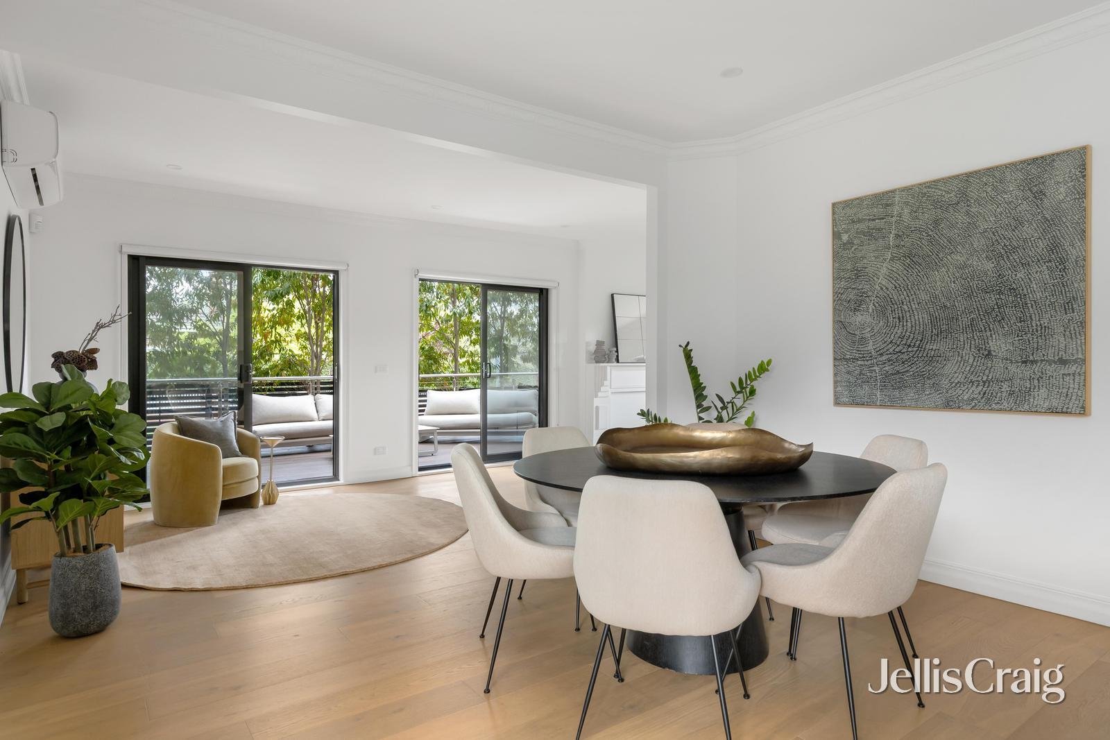 17 Maud Street, Balwyn North image 2