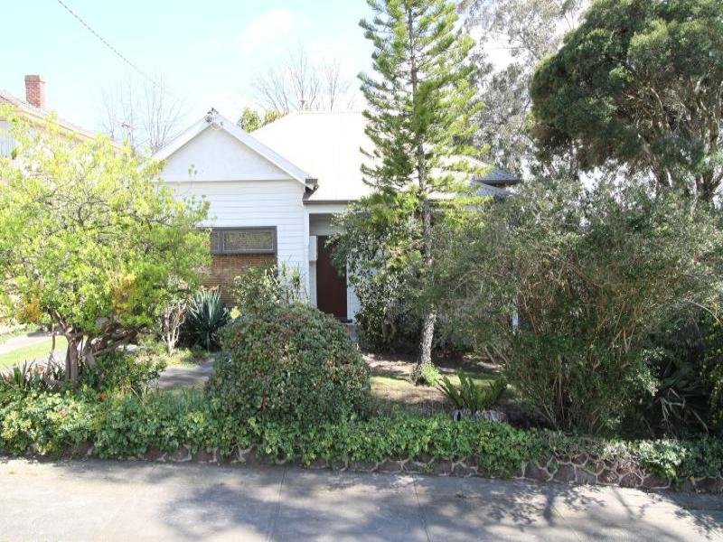 17 May Street, Balwyn image 2