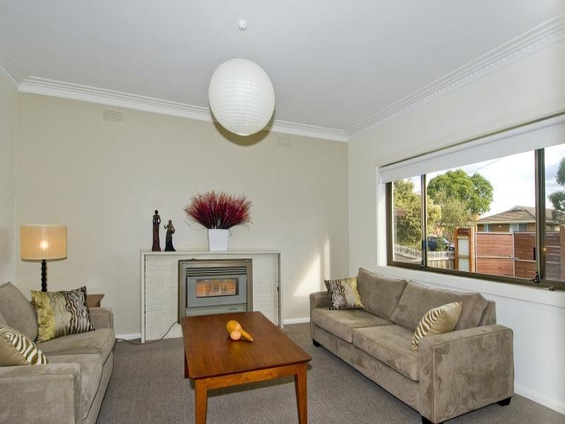 17 McCurdy Road, Herne Hill image 2