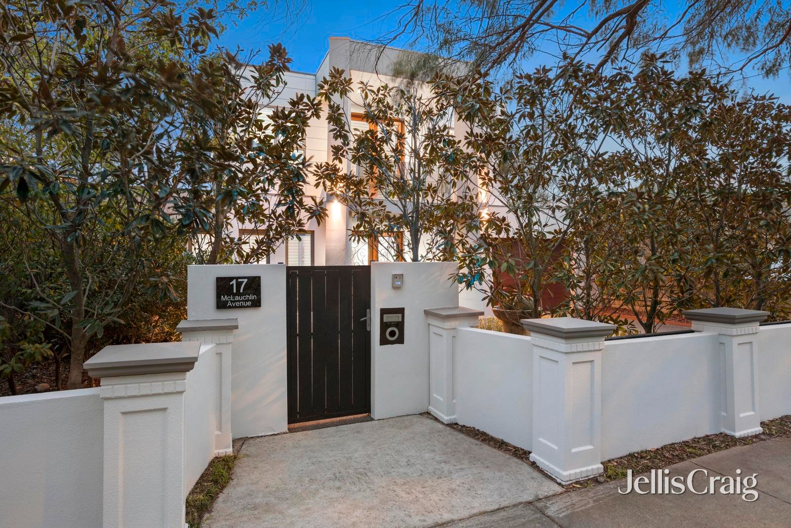 17 Mclauchlin Avenue, Sandringham image 21