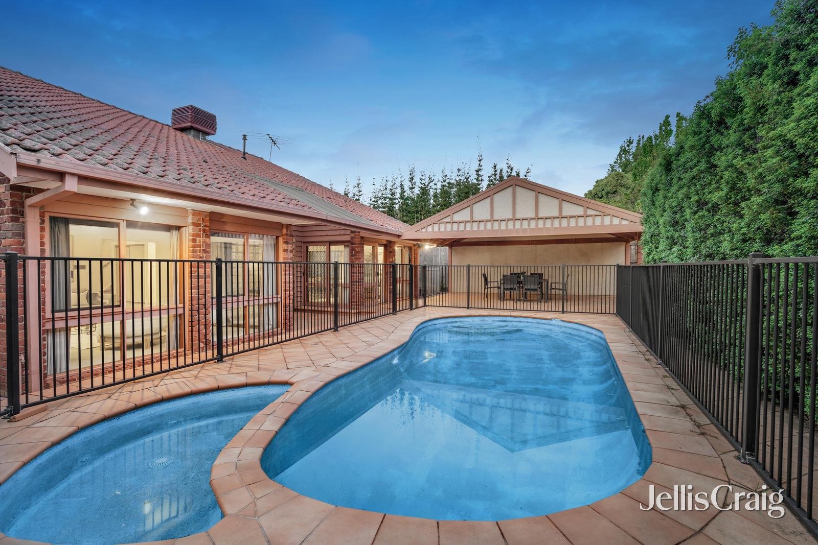 17 Mead Court, Wantirna South image 12