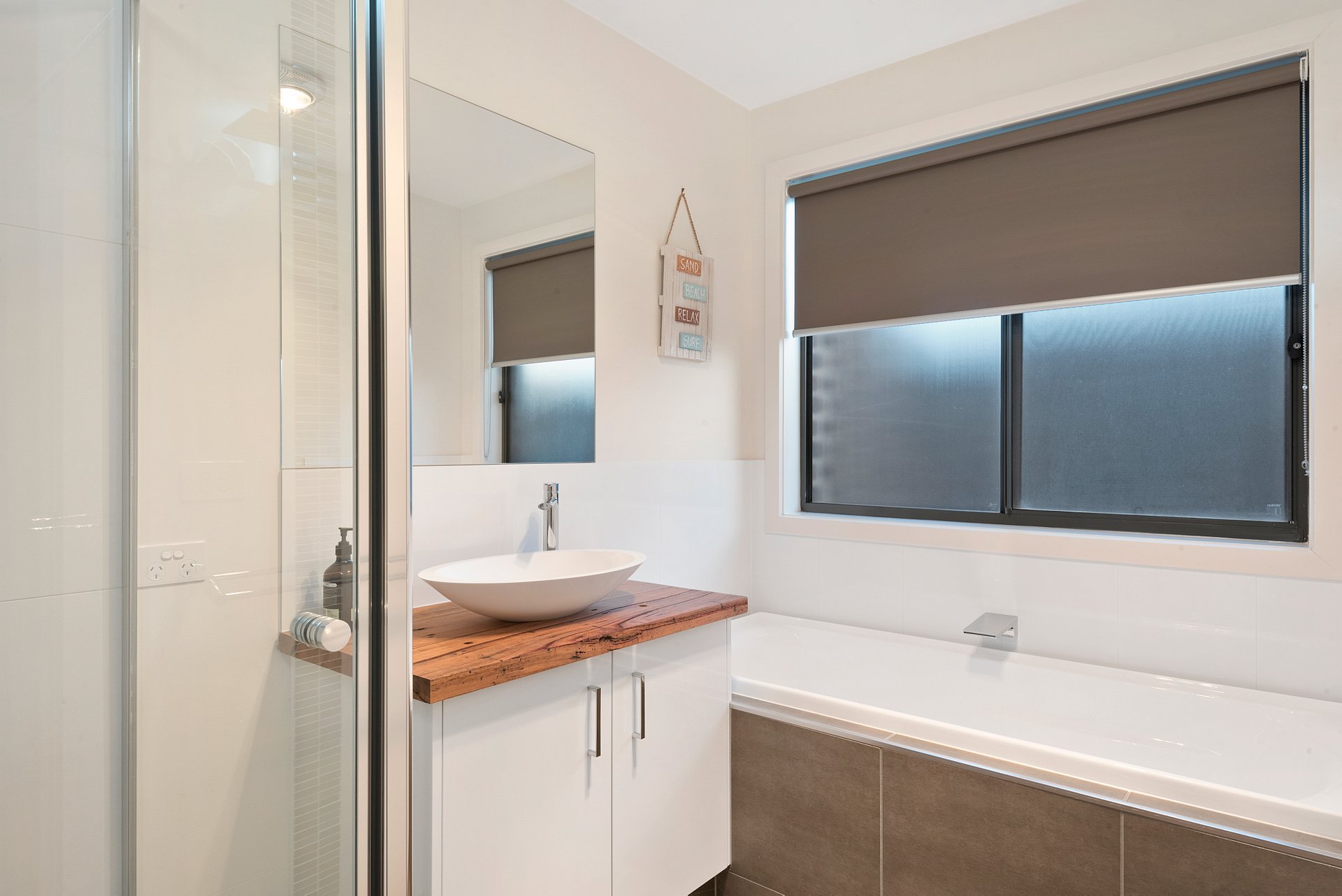 Property Gallery Thumbnail 8