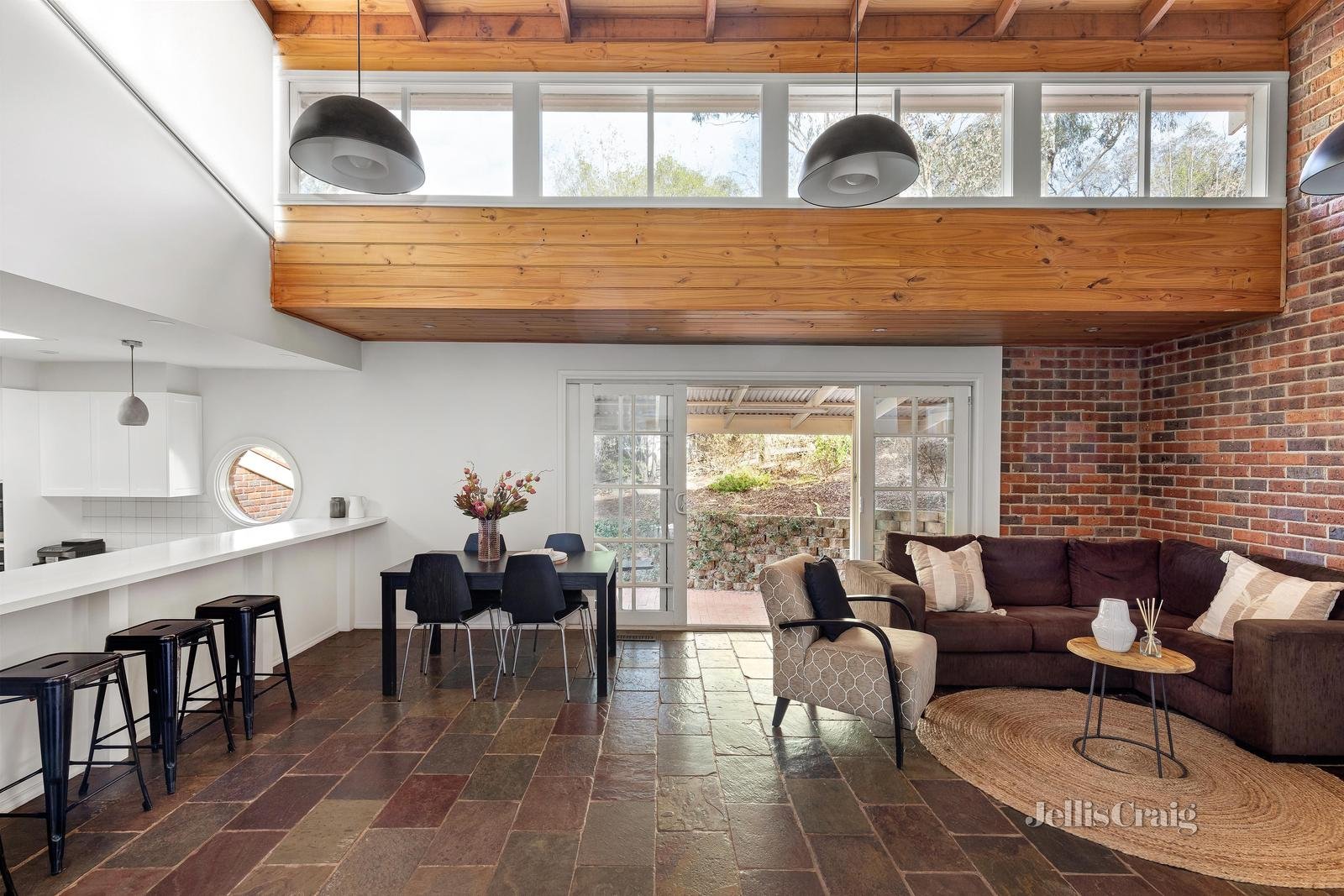 17 Milton Way, Hurstbridge image 7