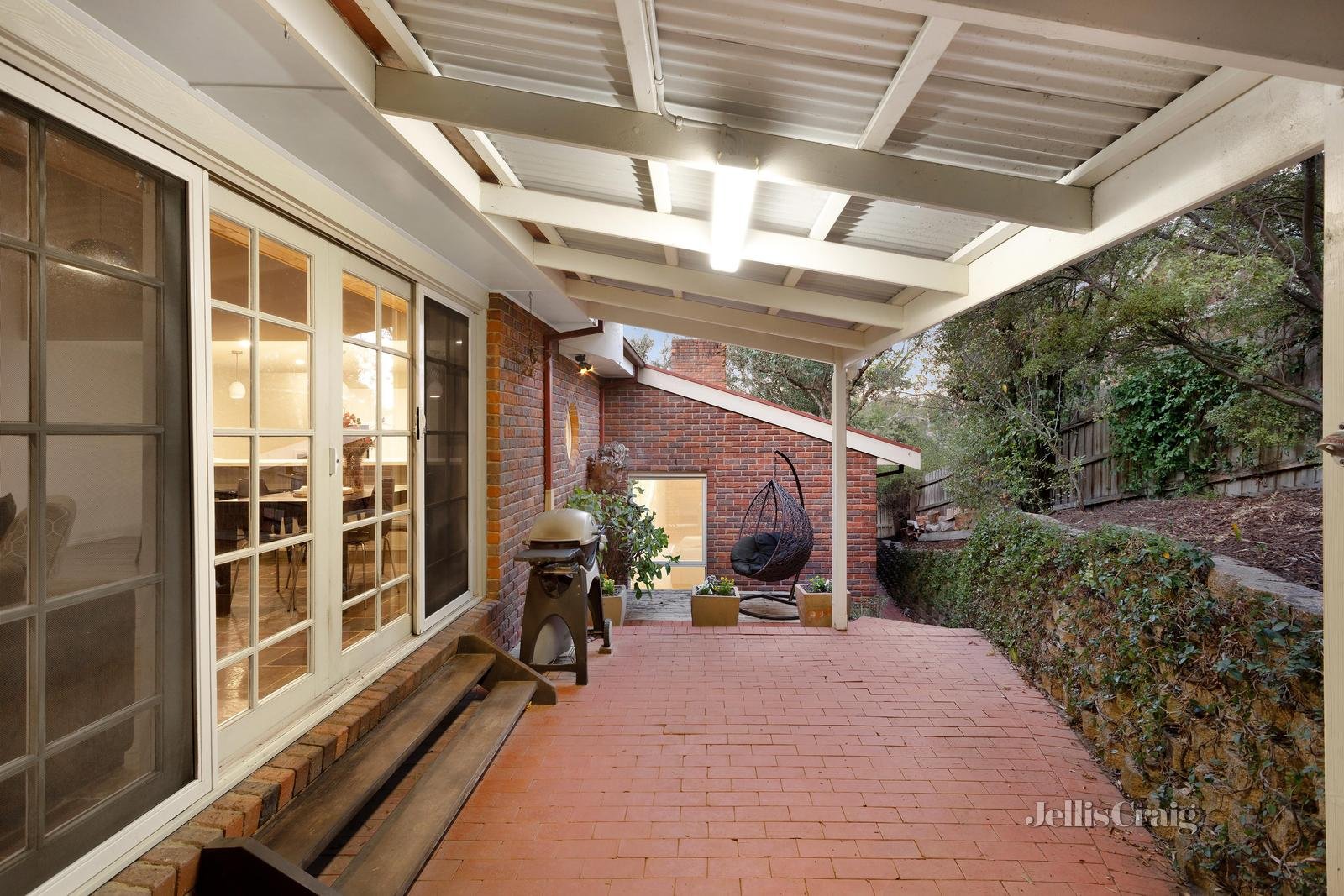 17 Milton Way, Hurstbridge image 16