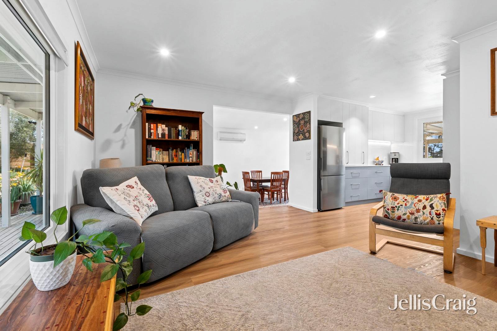 17 Monash Street, Newstead image 4