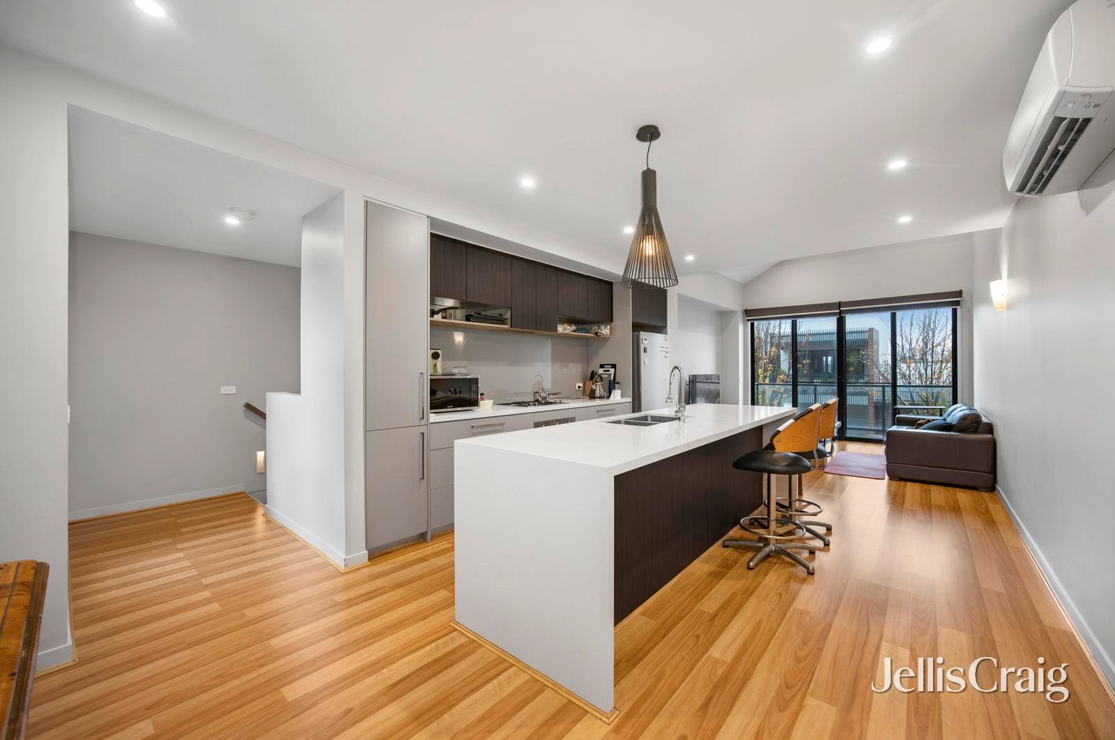 17 Monteith Place, Ballarat&nbsp;Central image 2